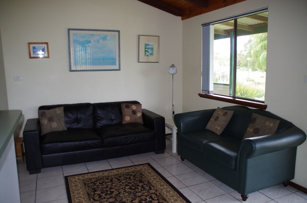 Surfside Ocean Beach Denmark Holiday Accommodation 외부 사진